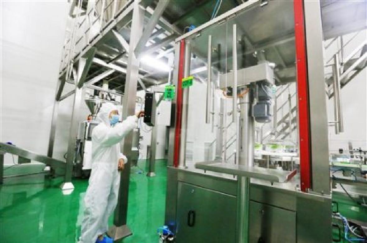 比配方注册更严的监督 云顶集团3118acm开启工厂全透明直播